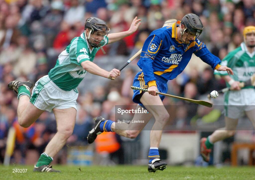 17 March 2007; Kenneth Colleran, Loughrea, in action against Paul Shefflin, Ballyhale Shamrocks. AIB All-Ireland Senior Club Hurling Championship Final, Ballyhale Shamrocks v Loughrea, Croke Park, Dublin. Picture credit: Brian Lawless / SPORTSFILE