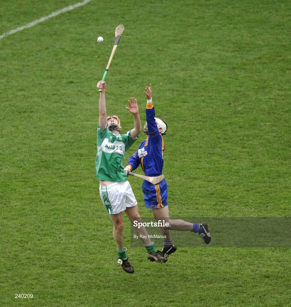 17 March 2007; Eoin Reid, Ballyhale Shamrocks, in action against Dermot Melia, Loughrea. AIB All-Ireland Senior Club Hurling Championship Final, Ballyhale Shamrocks v Loughrea, Croke Park, Dublin. Picture credit: Ray McManus / SPORTSFILE
