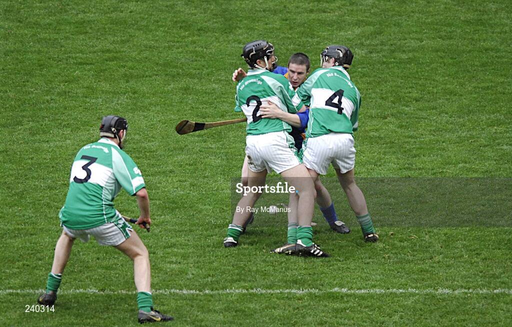 17 March 2007; Johnny Loughlin, Loughrea, in action against Paul Shefflin, 2, Padraig Holden, 4, and Eamonn Walsh, Ballyhale Shamrocks. AIB All-Ireland Senior Club Hurling Championship Final, Ballyhale Shamrocks v Loughrea, Croke Park, Dublin. Picture credit: Ray McManus / SPORTSFILE