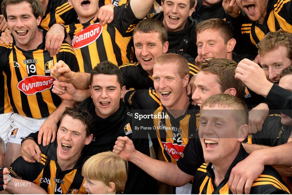 27 September 2014; Kilkenny's Henry Shefflin, 22, and his team-mates celebrate after the game. GAA Hurling All Ireland Senior Championship Final Replay, Kilkenny v Tipperary. Croke Park, Dublin. Picture credit: Piaras Ó Mídheach / SPORTSFILE