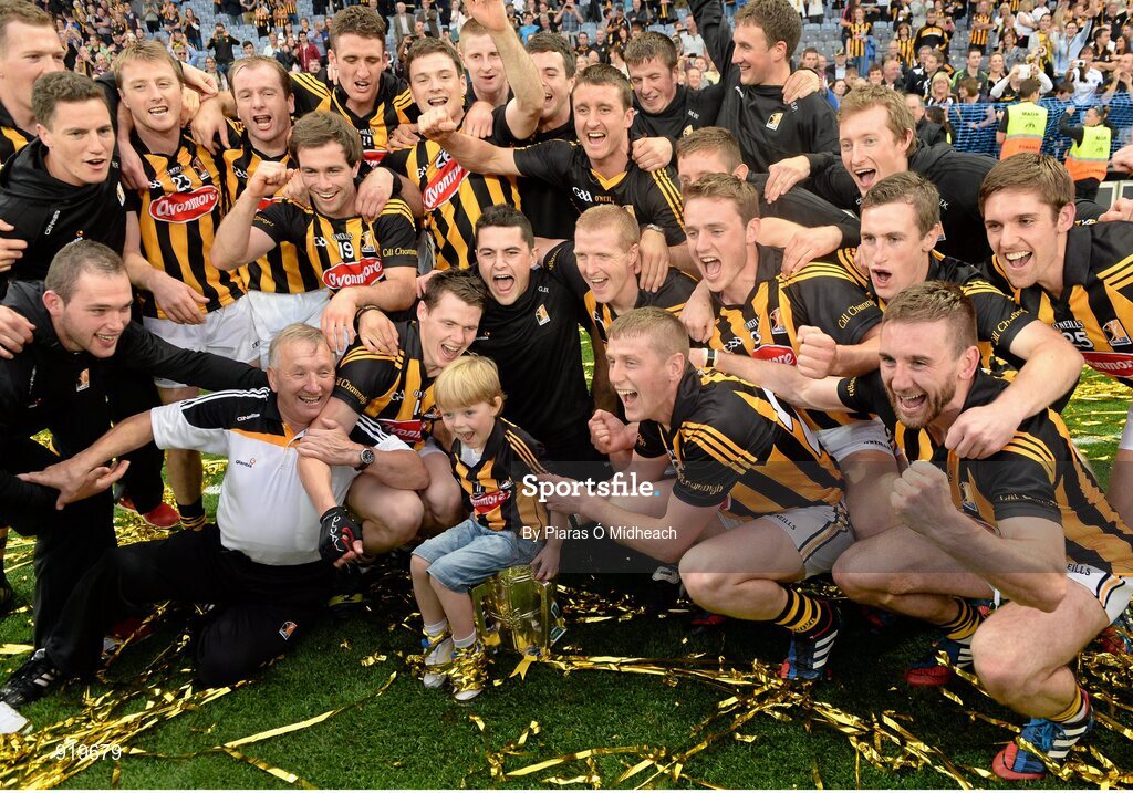 27 September 2014; Kilkenny players celebrate as Henry Shefflin's son, Henry, sits in the Liam MacCarthy cup. GAA Hurling All Ireland Senior Championship Final Replay, Kilkenny v Tipperary. Croke Park, Dublin. Picture credit: Piaras Ó Mídheach / SPORTSFILE