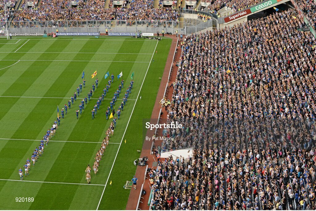 27 September 2014; The Kilkenny and Tipperary teams during the pre-match parade. GAA Hurling All Ireland Senior Championship Final Replay, Kilkenny v Tipperary. Croke Park, Dublin. Picture credit: Pat Murphy / SPORTSFILE