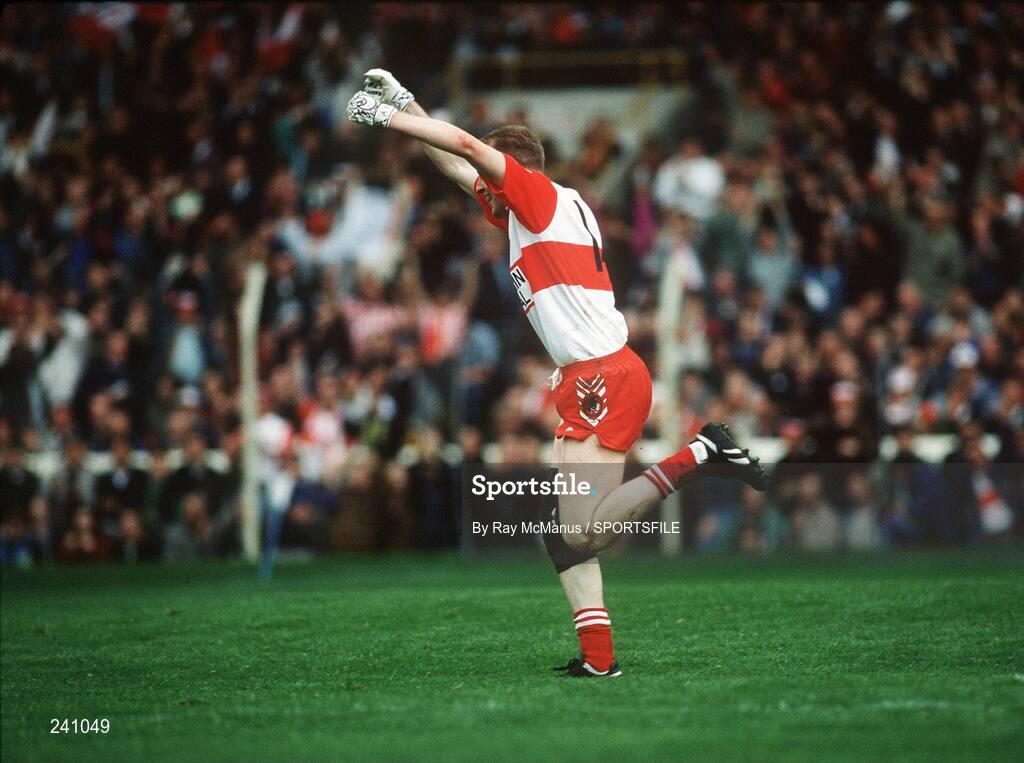 19 September 1993; Derry's Seamus Downey celebrates scoring a goal for his side. All-Ireland Senior Football Final, Derry v Cork, Croke Park, Dublin. Picture credit; Ray McManus / SPORTSFILE