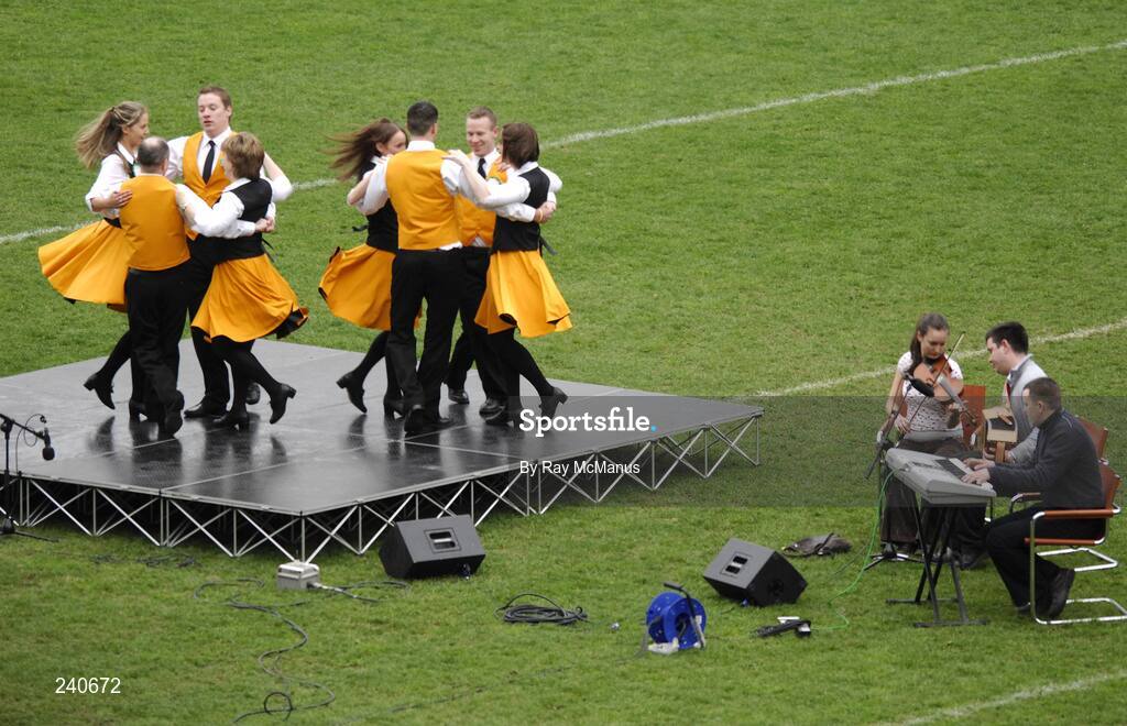17 March 2007; The Aughnasheelin Ballad group play for the Downs Set Dancers at half-time. AIB All-Ireland Senior Club Hurling Championship Final, Ballyhale Shamrocks v Loughrea, Croke Park, Dublin. Picture credit: Ray McManus / SPORTSFILE
