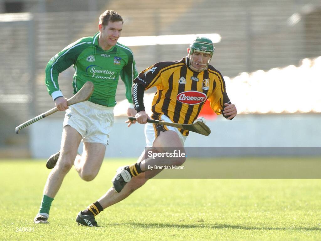19 March 2007; Eddie Brennan, Kilkenny, in action against Paudie O'Dwyer, Limerick. Allianz National Hurling League, Kilkenny v Limerick, Division 1B, Round 3, Nowlan Park, Kilkenny. Picture credit: Brendan Moran / SPORTSFILE