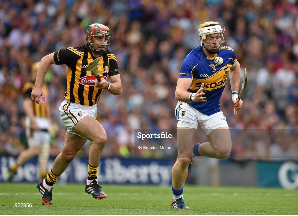 27 September 2014; Padraic Maher, Tipperary, in action against Eoin Larkin, Kilkenny. GAA Hurling All Ireland Senior Championship Final Replay, Kilkenny v Tipperary. Croke Park, Dublin. Picture credit: Brendan Moran / SPORTSFILE