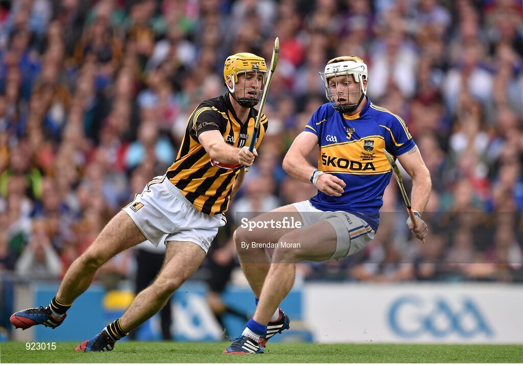 27 September 2014; Padraic Maher, Tipperary, in action against Colin Fennelly, Kilkenny. GAA Hurling All Ireland Senior Championship Final Replay, Kilkenny v Tipperary. Croke Park, Dublin. Picture credit: Brendan Moran / SPORTSFILE
