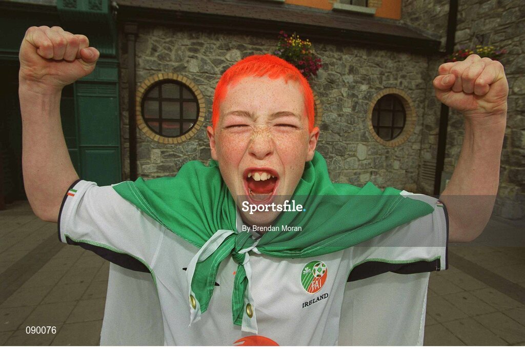 5 June 2002; Republic of Ireland fan Mark Cullen, Perrystown, shows his support before the Republic of Ireland v Germany game at the FIFA World Cup Finals. Picture credit: Brendan Moran / SPORTSFILE