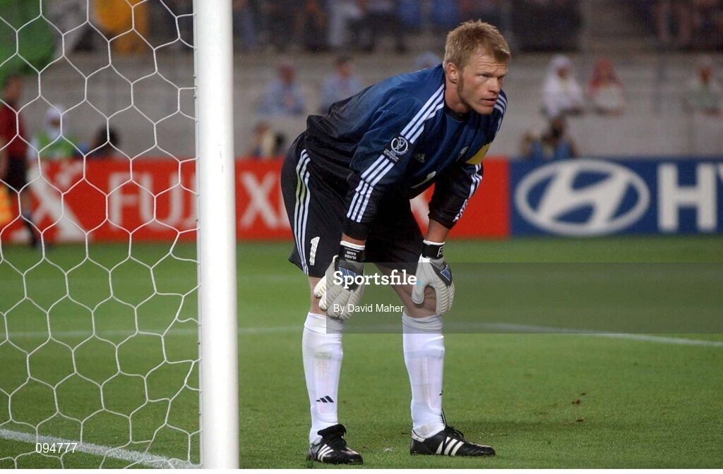 5 June 2002; Oliver Kahn, Germany. FIFA World Cup Finals, Group E, Republic of Ireland v Germany, Ibaraki Stadium, Ibaraki, Japan. Picture credit: David Maher / SPORTSFILE