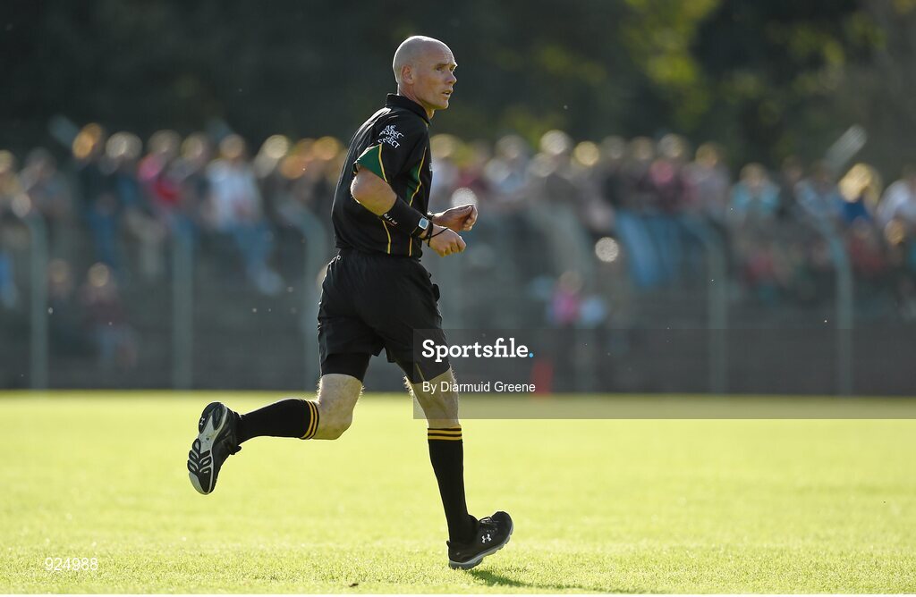 12 October 2014; Referee Pat Cosgrove. Clare County Senior Football Championship Final, Cratloe v Eire Og. Cusack Park, Ennis, Co. Clare. Picture credit: Diarmuid Greene / SPORTSFILE