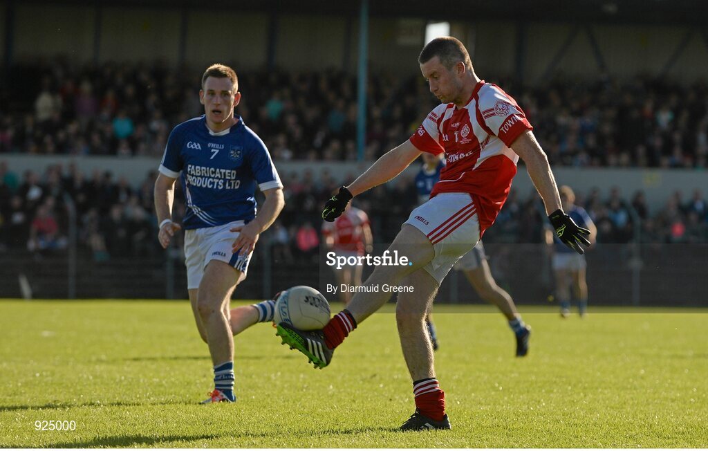 12 October 2014; Eoin Glynn, Eire Og, in action against Martin Oige Murphy, Cratloe. Clare County Senior Football Championship Final, Cratloe v Eire Og. Cusack Park, Ennis, Co. Clare. Picture credit: Diarmuid Greene / SPORTSFILE