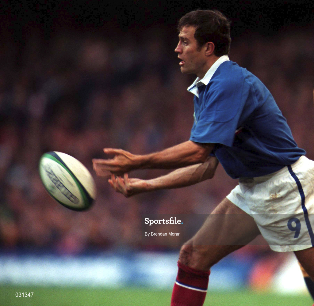 6 November 1999; Fabien Galthie of France during the Rugby World Cup Final match between Australia and France at the Millennium Stadium in Cardiff, Wales. Photo by Brendan Moran/Sportsfile
