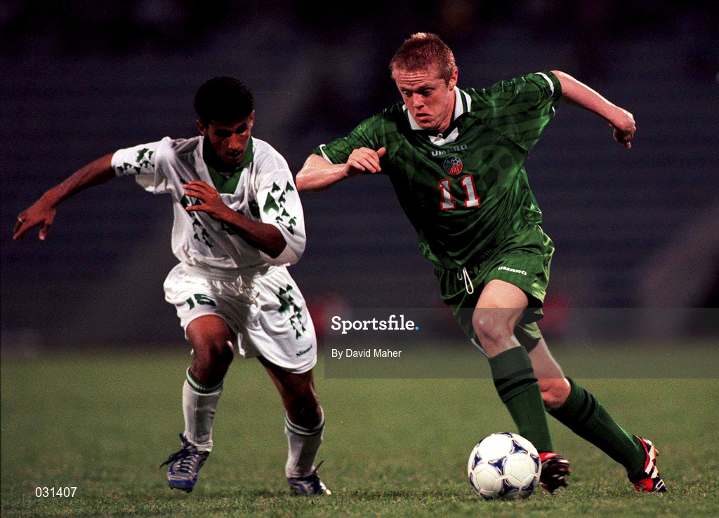 7 April 1999; Damien Duff of Republic of Ireland in action against Faisal Al-Obaili of Saudi Arabia during the 1999 FIFA World Youth Championship Group C Round 2 match between Saudi Arabia and Republic of Ireland at Liberty Stadium in Ibadan, Nigeria. Photo by David Maher/Sportsfile