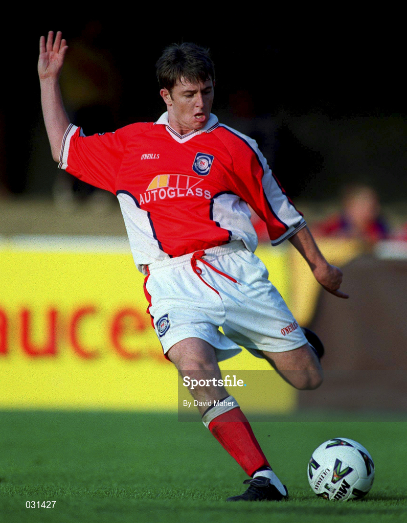 13 August 1999: Dessie Byrne of St Patrick's Athletic during the Eircom League Premier Division match between St Patrick's Athletic and Derry City at Richmond Park in Dublin. Photo by David Maher/Sportsfile