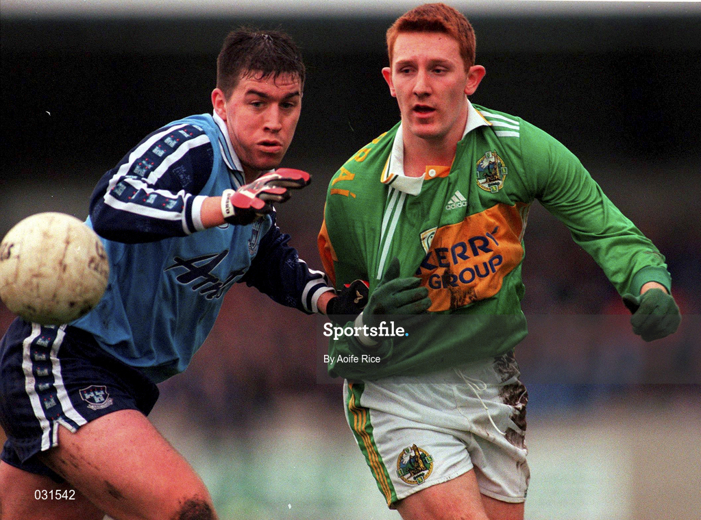 28 November 1999; Jonathan Magee of Dublin in action against Noel Kennelly of Kerry during the Church & General National Football League match between Dublin and Kerry at Parnell Park in Dublin. Photo by Aoife Rice/Sportsfile