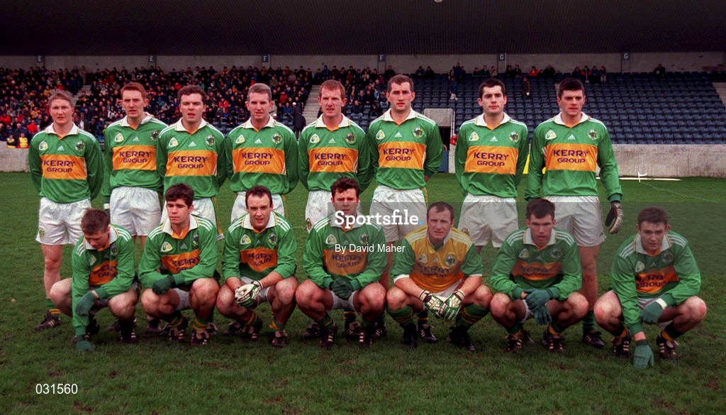 28 November 1999; The Kerry team ahead of the Church & General National Football League match between Dublin and Kerry at Parnell Park in Dublin. Photo by David Maher/Sportsfile