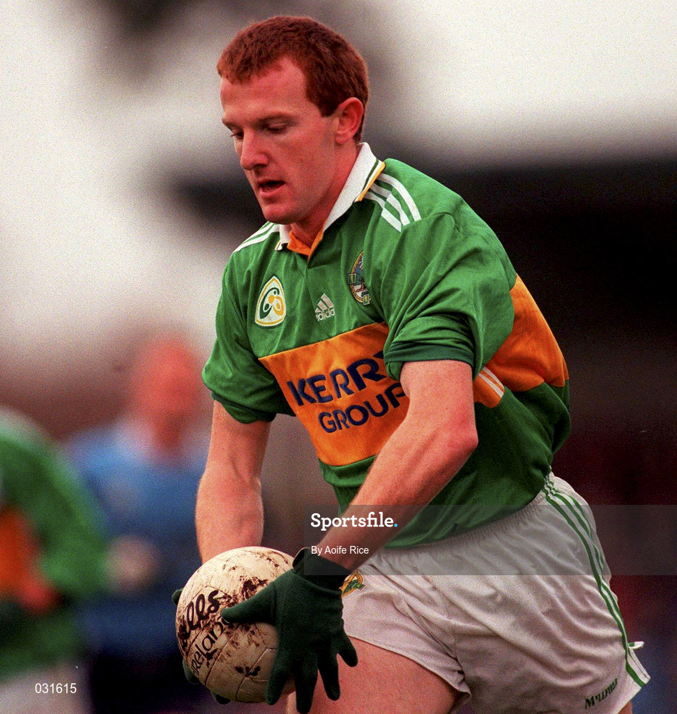 28 November 1999; Liam Hassett of Kerry during the Church & General National Football League match between Dublin and Kerry at Parnell Park in Dublin. Photo by Aoife Rice/Sportsfile
