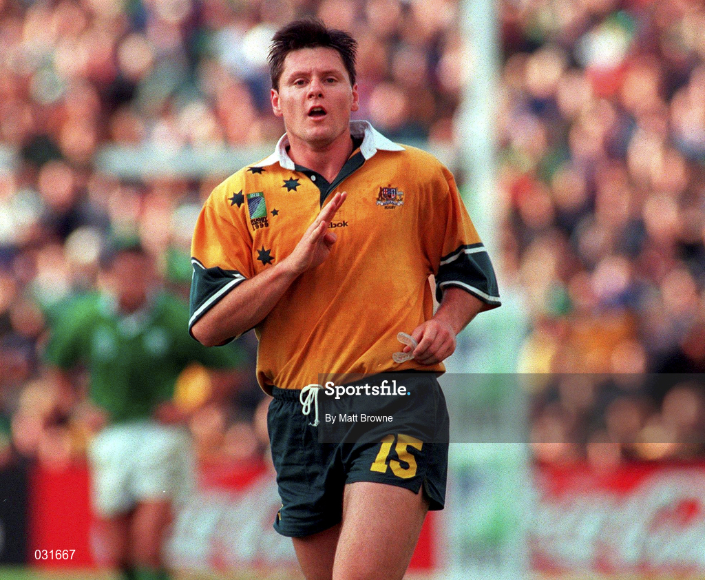 10 October 1999; Matt Burke of Australia during the Rugby World Cup Pool E match between Ireland and Australia at Lansdowne Road in Dublin. Photo by Matt Browne/Sportsfile