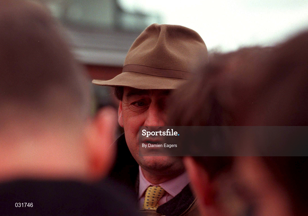 28 November 1999; Trainer Noel Meade at Fairyhouse Racecourse in Ratoath, Meath. Photo by Damien Eagers/Sportsfile