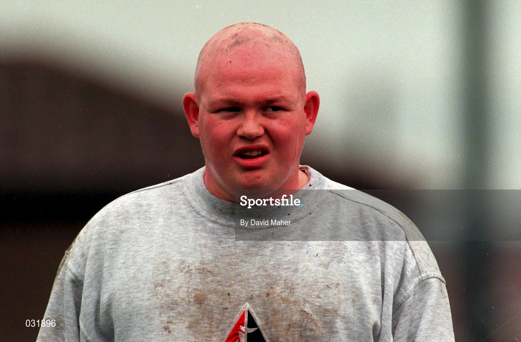 5 December 1999; Cork City goalkeeper Seamus O'Donnell during the Eircom League Premier Division match between Cork City and Shelbourne at Turners Cross in Cork. Photo by David Maher/Sportsfile