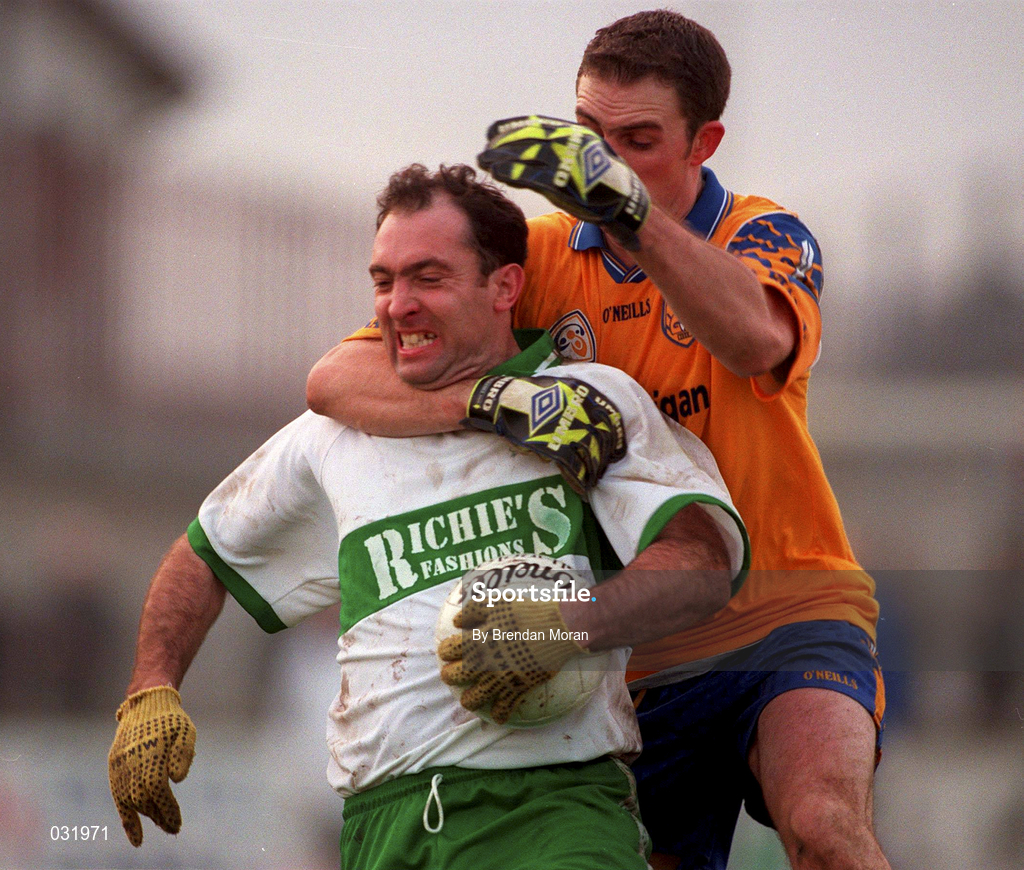 21 November 1999; Thomas Conroy of Portlaoise in action against Karl Donnelly of Na Fianna during the AIB Leinster Senior Club Football Championship Semi-Final match Na Fianna and Portlaoise at St Conleth's Park in Newbridge, Kildare. Photo by Brendan Moran/Sportsfile