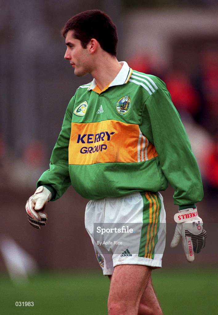 28 November 1999; Tom O'Sullivan of Kerry during the Church & General National Football League match between Dublin and Kerry at Parnell Park in Dublin. Photo by David Maher/Sportsfile