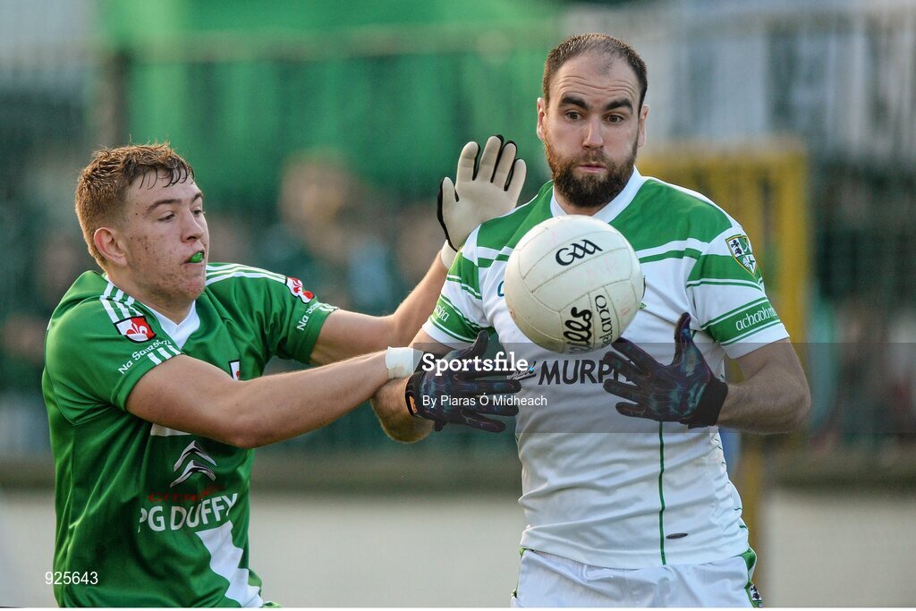 19 October 2014; Ger Naughton, Moorefield, in action against Seán Dempsey, Sarsfields. Kildare County Senior Football Championship Final, Sarsfields v Moorefield, St Conleth's Park, Newbridge, Co. Kildare. Picture credit: Piaras Ó Mídheach / SPORTSFILE