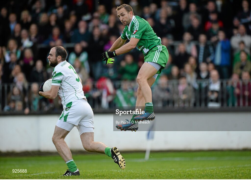 19 October 2014; Ger Naughton, Moorefield, in action against Michael Browne, Sarsfields. Kildare County Senior Football Championship Final, Sarsfields v Moorefield, St Conleth's Park, Newbridge, Co. Kildare. Picture credit: Piaras Ó Mídheach / SPORTSFILE