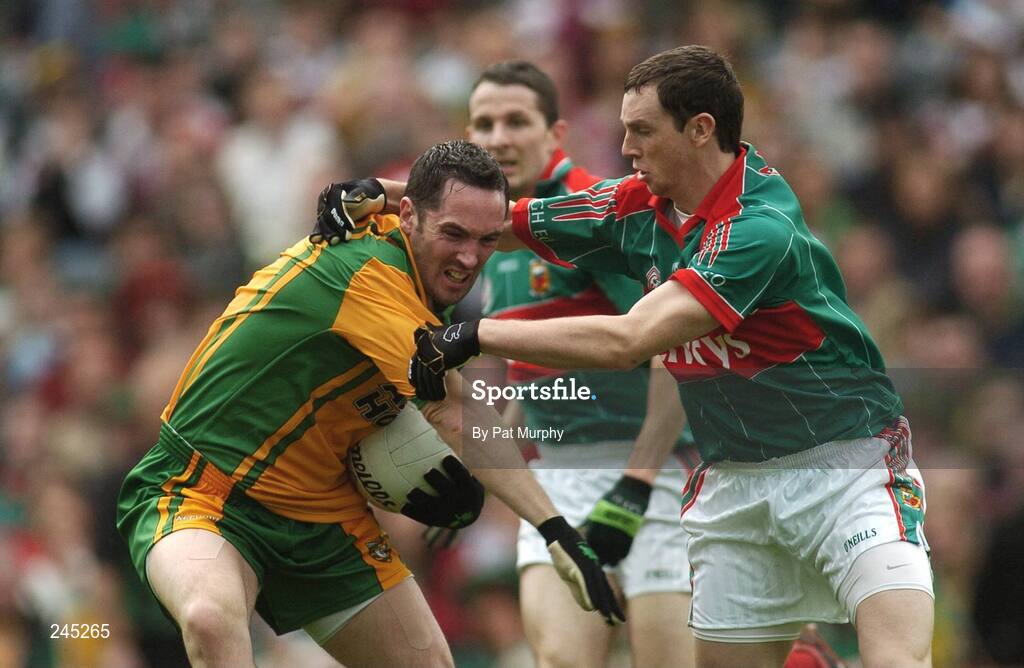22 April 2007; Brendan Devenney, Donegal, in action against Keith Higgins, Mayo. Allianz National Football League, Division 1 Final, Mayo v Donegal, Croke Park, Dublin. Picture credit: Pat Murphy / SPORTSFILE