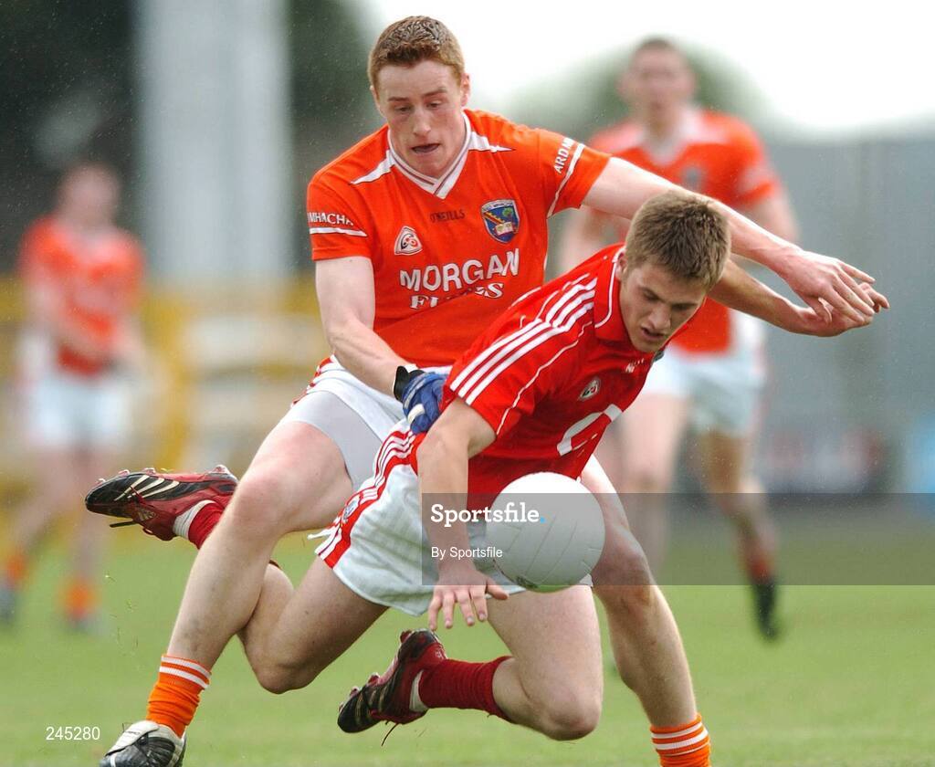 22 April 2007; Eoin Cadogan, Cork, in action against Charlie Vernon, Armagh. Cadbury All-Ireland U21 Football Championship Semi-Final, Cork v Armagh, O'Moore Park, Portlaoise, Co. Laois. Photo by Sportsfile
