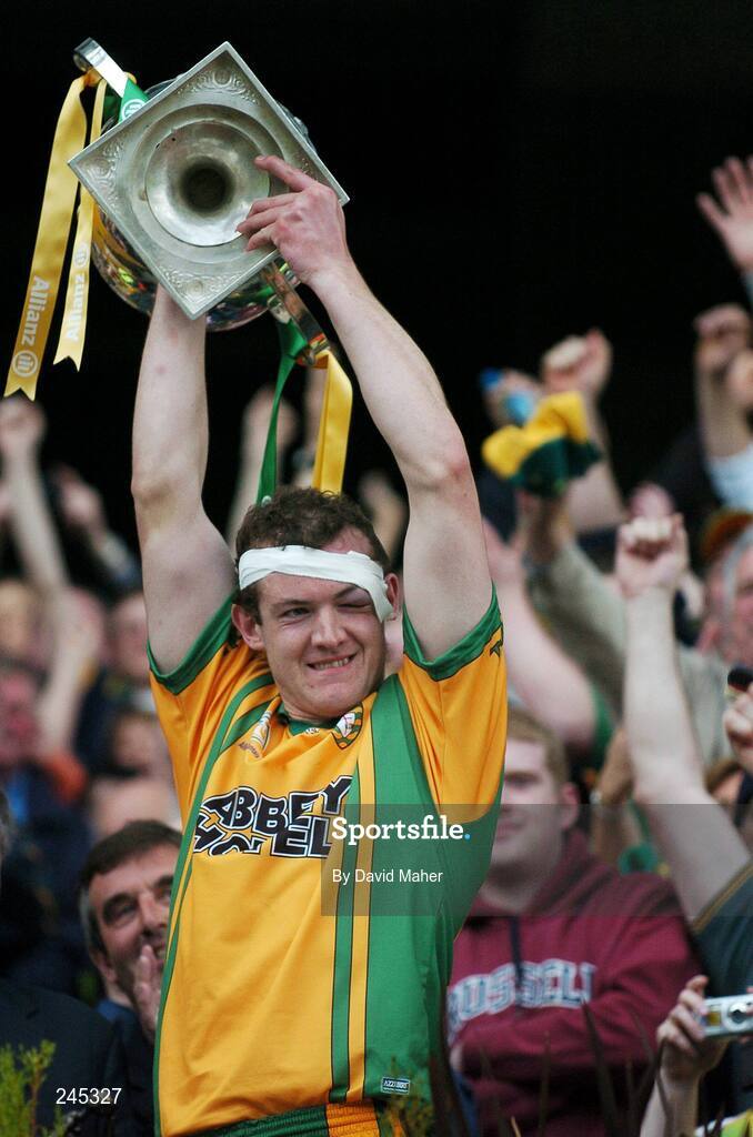 22 April 2007; Donegal captain Neil Gallagher celebrates with the cup at the end of the game. Allianz National Football League, Division 1 Final, Mayo v Donegal, Croke Park, Dublin. Picture credit: David Maher / SPORTSFILE