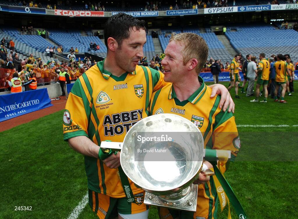 22 April 2007; Donegal players Brendan Devenney, left, and Brian Roper celebrate with the cup at the end of the game. Allianz National Football League, Division 1 Final, Mayo v Donegal, Croke Park, Dublin. Picture credit: David Maher / SPORTSFILE