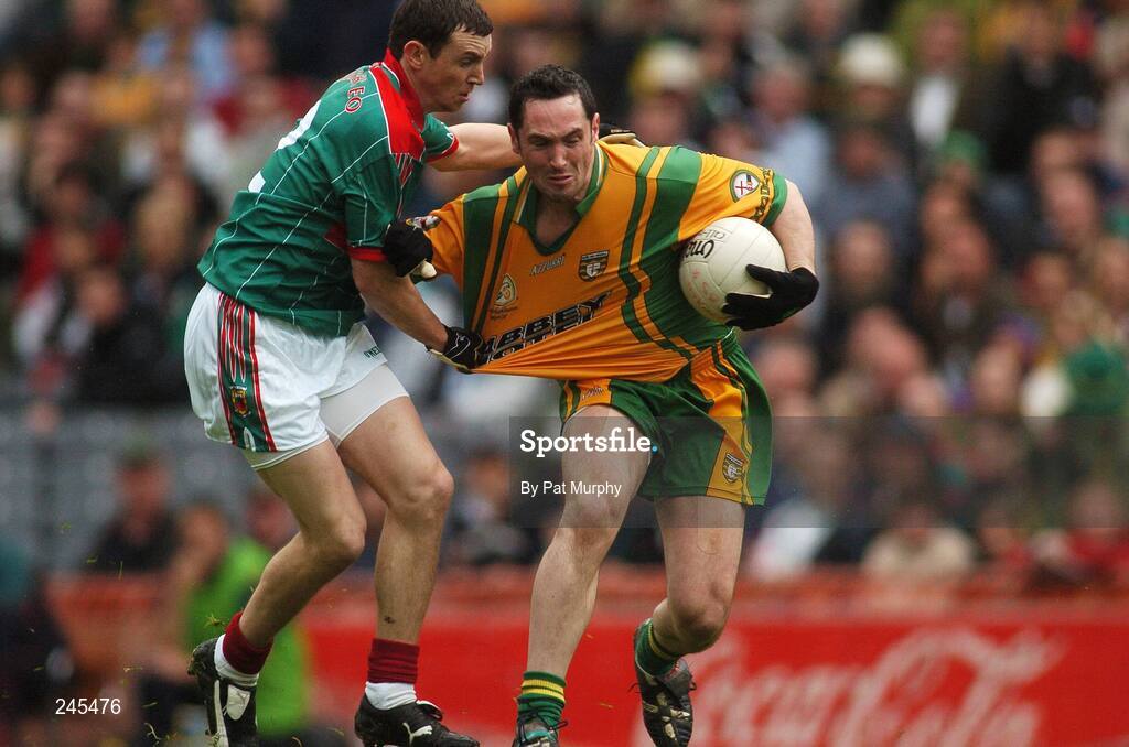 22 April 2007; Brendan Devenney, Donegal, in action against Keith Higgins, Mayo. Allianz National Football League, Division 1 Final, Mayo v Donegal, Croke Park, Dublin. Picture credit: Pat Murphy / SPORTSFILE