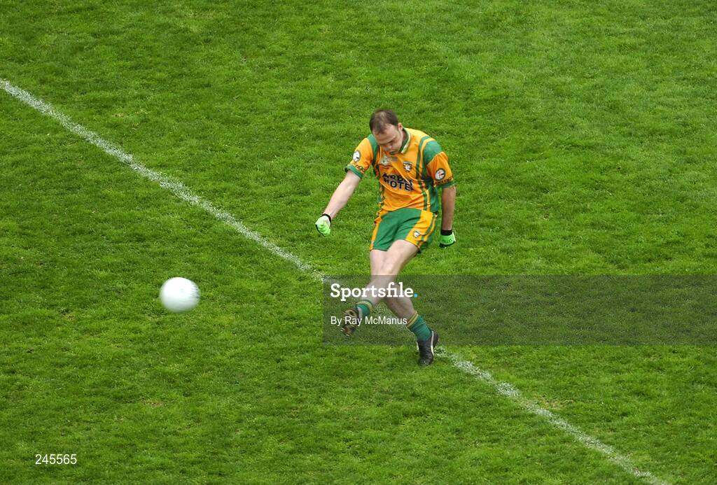 22 April 2007; Colm McFadden, Donegal. Allianz National Football League, Division 1, Final, Mayo v Donegal, Croke Park, Co. Dublin. Picture credit: Ray McManus / SPORTSFILE