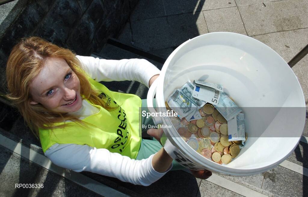 27 April 2007; Local volunteer Emma Davis, from Sutton, Co Dublin, collecting donations at Connolly Station, during the Special Olympics "Road to China" Collection Day, the aim of which is to provide more opportunities for people with a learning difficulty in their own communities and to help prepare Team Ireland for the 2007 World Games in China in October. Picture credit: David Maher / SPORTSFILE