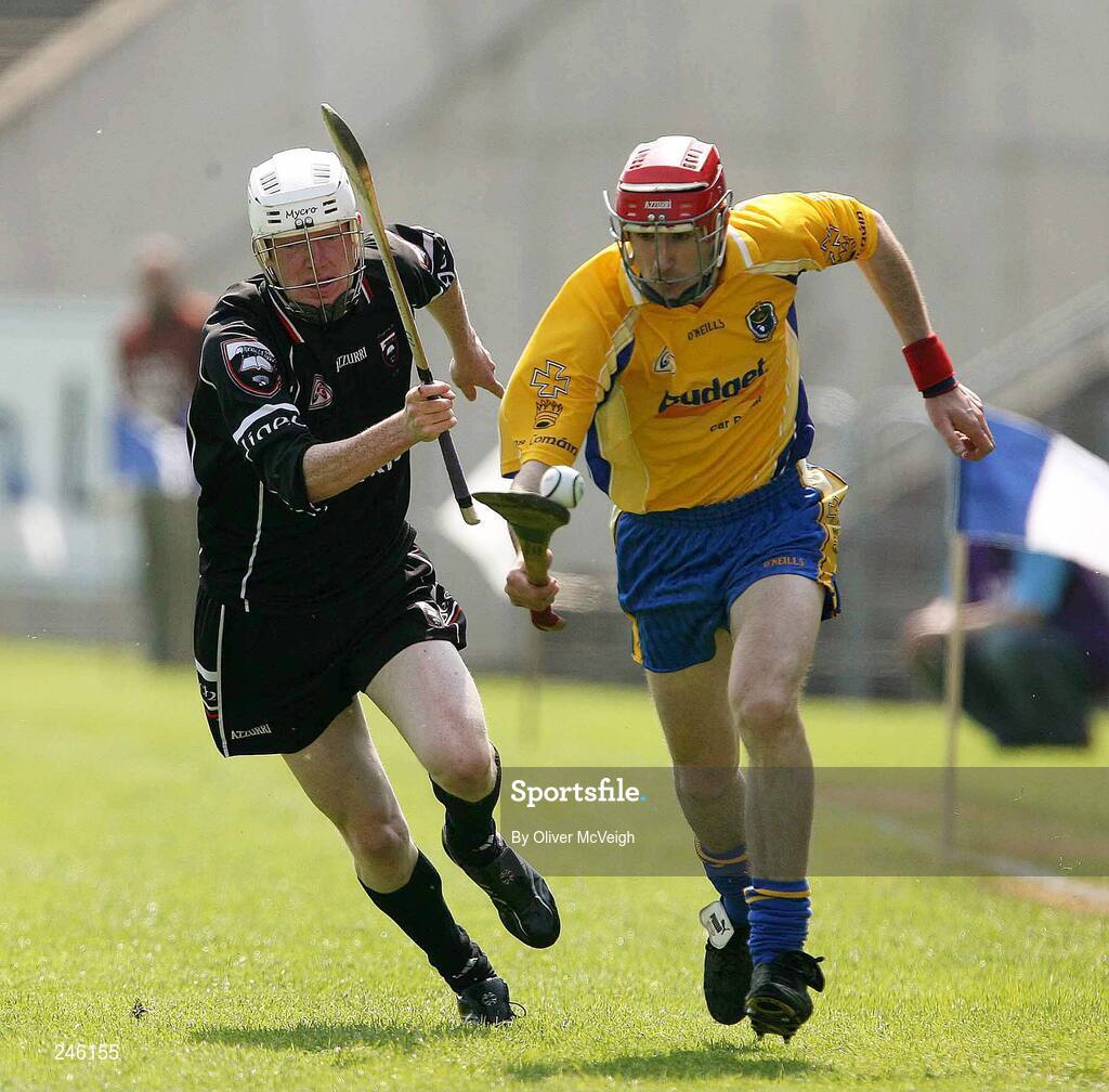 29 April 2007; Shane Sweeney, Roscommon, in action against Colm Moran, Sligo. Allianz National Hurling League, Division 3 Final, Roscommon v Sligo, Kingspan Breffni Park, Co. Cavan. Picture credit: Oliver McVeigh / SPORTSFILE