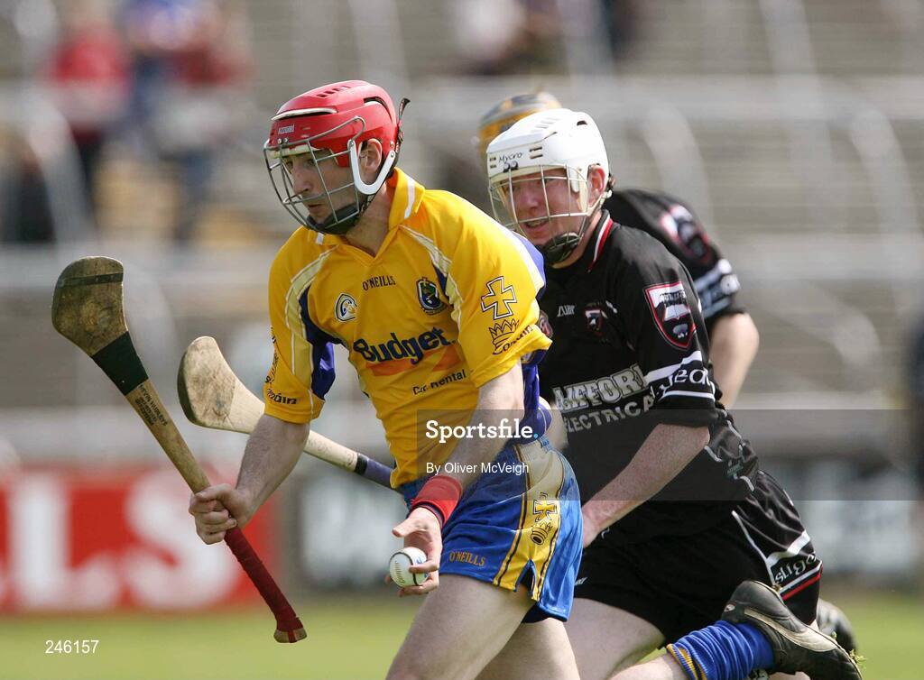 29 April 2007; Shane Sweeney, Roscommon, in action against Colm Moran, Sligo. Allianz National Hurling League, Division 3 Final, Roscommon v Sligo, Kingspan Breffni Park, Co. Cavan. Picture credit: Oliver McVeigh / SPORTSFILE