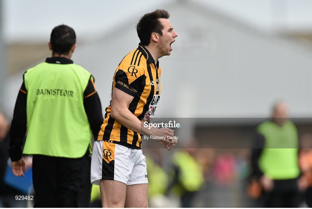 2 November 2014; Crossmaglen Rangers' Tony Kernan urges on his team-mates from the sideline late in the game after being sent off. AIB Ulster GAA Football Senior Club Championship, Quarter-Final, Omagh St Enda’s v Crossmaglen Rangers, Healy Park, Omagh, Co. Tyrone. Picture credit: Ramsey Cardy / SPORTSFILE