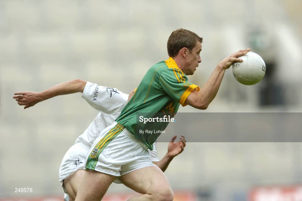 20 May 2007; Nigel Crawford, Meath, in action against Michael Conway, Kildare. Bank of Ireland Leinster Senior Football Championship, Meath v Kildare, Croke Park, Dublin. Picture credit: Ray Lohan / SPORTSFILE  *** Local Caption ***