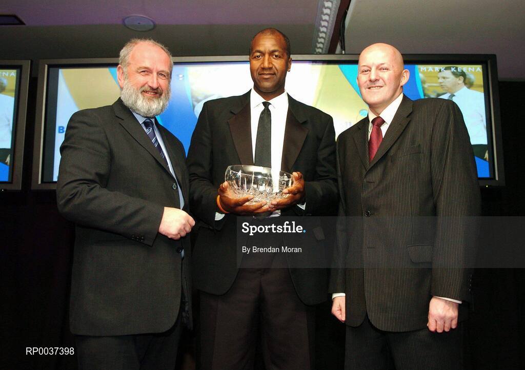 26 May 2007; Ed Randolph, Killester, Dublin, receives the Superleague Men's Coach of the Year award, on behalf of Mark Keenan, from Paul Meany, left, and Tony Colgan, President of Basketball Ireland. Basketball Ireland Annual Awards 2007, Citywest Hotel, Conference, Leisure & Golf Resort, Saggart, Co Dublin. Picture credit: Brendan Moran / SPORTSFILE
