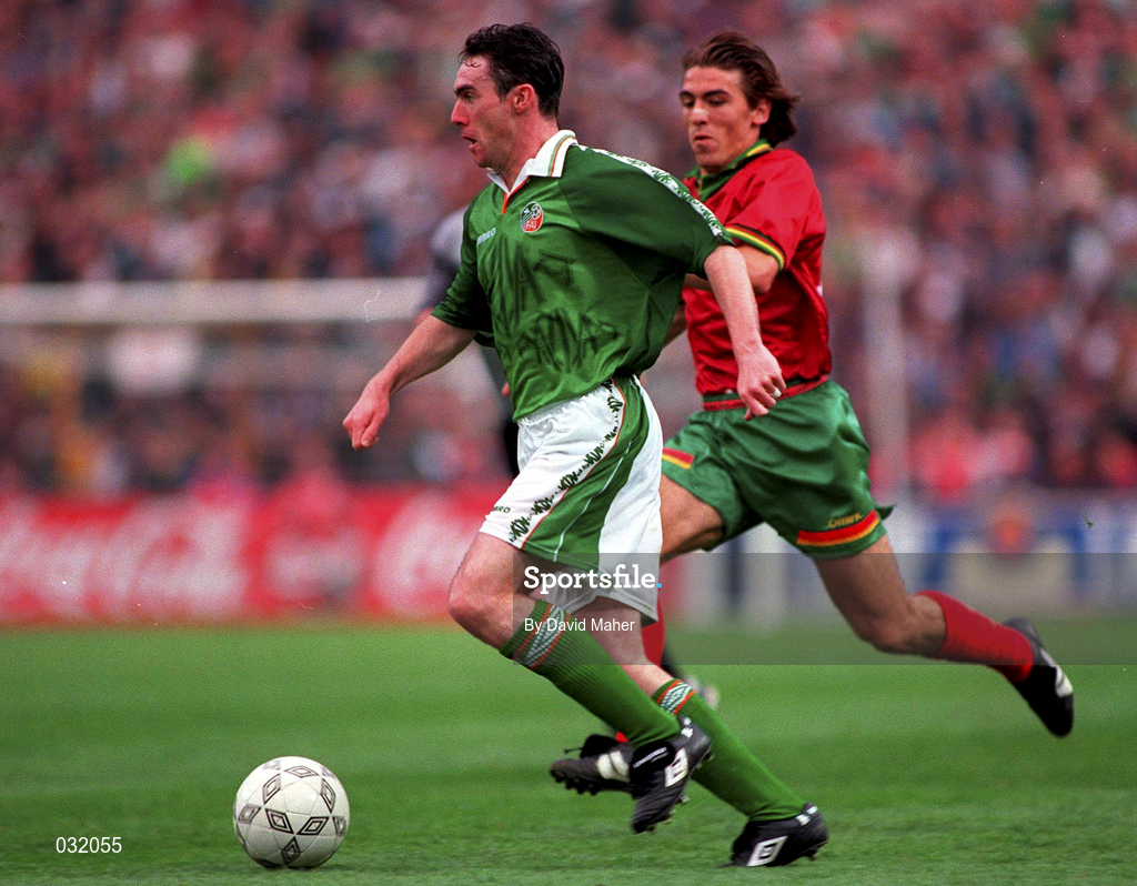29 May 1996; Alan McLaughlin of Republic of Ireland in action against Ricardo Sa Pinto of Portugal during the International  Friendly match between Republic of Ireland and Portugal at Lansdowne Road in Dublin. Photo by David Maher/Sportsfile