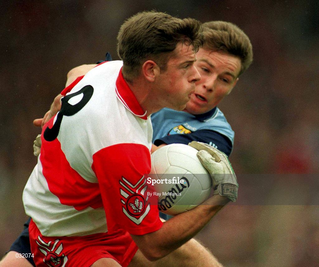 22 August 1993; Anthony Tohill of Derry in action against Paul Bealin of Dublin during the Bank of Ireland All-Ireland Senior Football Championship Semi-Final match between Derry and Dublin at Croke Park in Dublin. Photo by Ray McManus/Sportsfile
