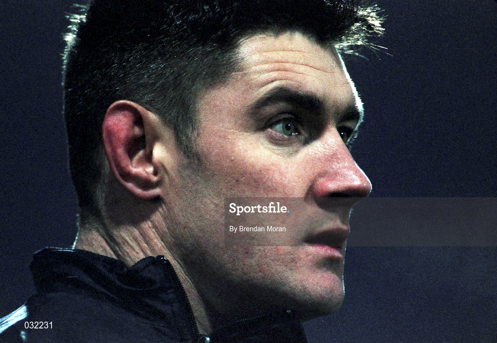 8 January 2000; Eddie Halvey of Munster during the Heineken Cup Pool 4 Round 5 match between Munster and Saracens at Thomond Park in Limerick. Photo by Brendan Moran/Sportsfile