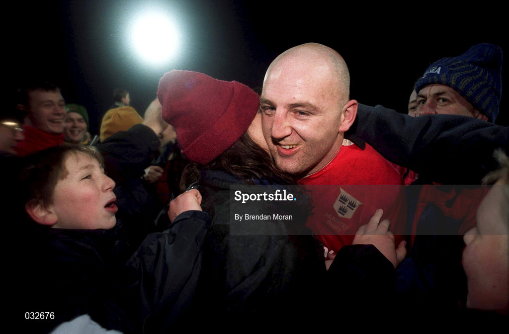 8 January 2000; Munster's Keith Wood celebrates his side's victory with supporters following the Heineken Cup Pool 4 Round 5 match between Munster and Saracens at Thomond Park in Limerick. Photo by Brendan Moran/Sportsfile