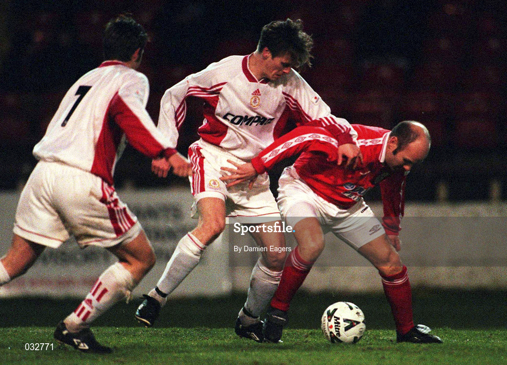 28 January 2000; Paul Doolin of Shelbourne in action against Neil Ogden and Michael Keane, left, of Galway United during the Eircom League Premier Division match between Shelbourne and Galway United at Tolka Park in Dublin. Photo by Damien Eagers/Sportsfile