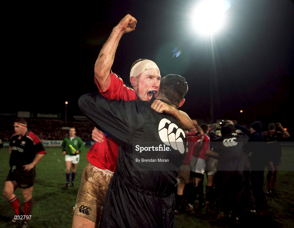 8 January 2000; Munster's Peter Stringer and team-mate Eddie Halvey celebrate their victory during the Heineken Cup Pool 4 Round 5 match between Munster and Saracens at Thomond Park in Limerick. Photo by Brendan Moran/Sportsfile