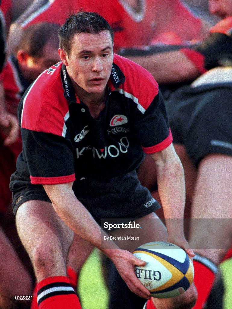 8 January 2000; Richard Hill of Saracens during the Heineken Cup Pool 4 Round 5 match between Munster and Saracens at Thomond Park in Limerick. Photo by Brendan Moran/Sportsfile