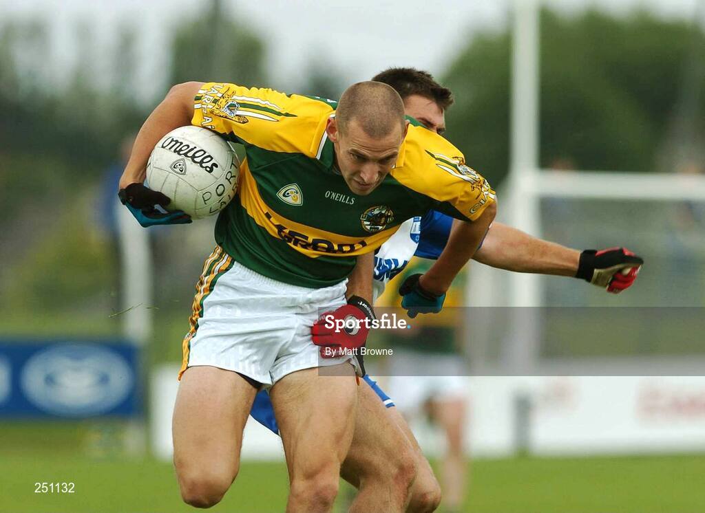 3 June 2007; Sean O'Sullivan, Kerry, in action against Edmond Rockett, Waterford. Bank of Ireland Munster Senior Football Championship Semi-Final, Waterford v Kerry, Fraher Field, Dungarvan, Co. Waterford. Picture credit: Matt Browne / SPORTSFILE