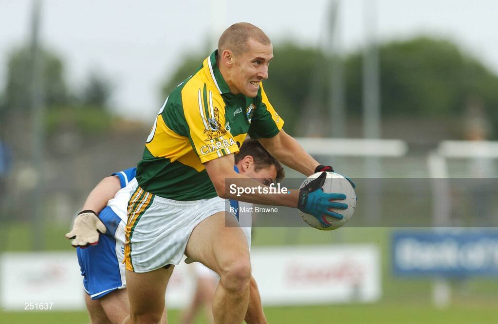 3 June 2007; Sean O'Sullivan, Kerry, in action against Edmond Rockett, Waterford. Bank of Ireland Munster Senior Football Championship Semi-Final, Waterford v Kerry, Fraher Field, Dungarvan, Co. Waterford. Picture credit: Matt Browne / SPORTSFILE
