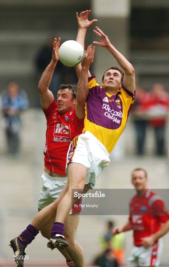 17 June 2007; Martin Farrelly, Louth, in action against Adrian Morrissey, Wexford. Bank of Ireland Leinster Senior Football Championship Quarter-Final, Louth v Wexford, Croke Park, Dublin. Picture credit: Pat Murphy / SPORTSFILE